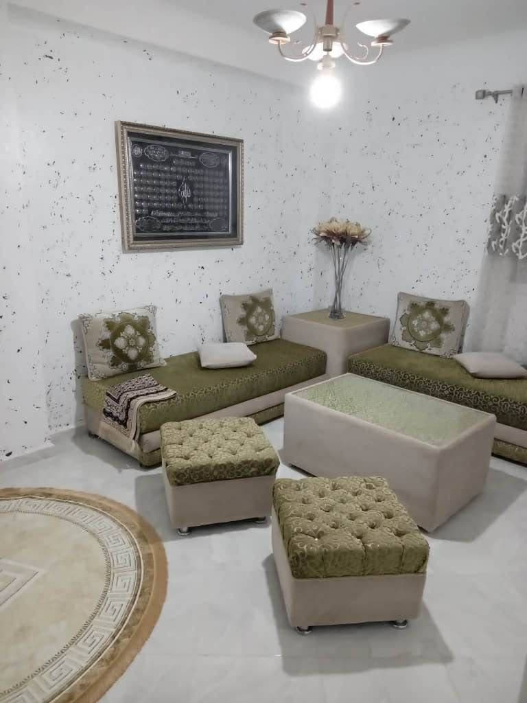 Apparemment à louer 3