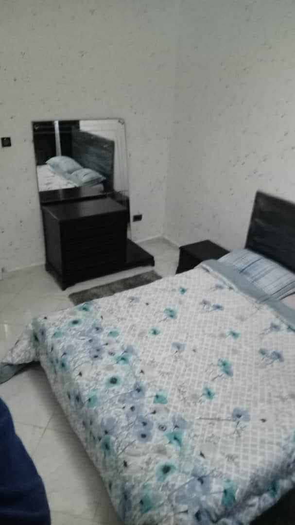 Apparemment à louer 5