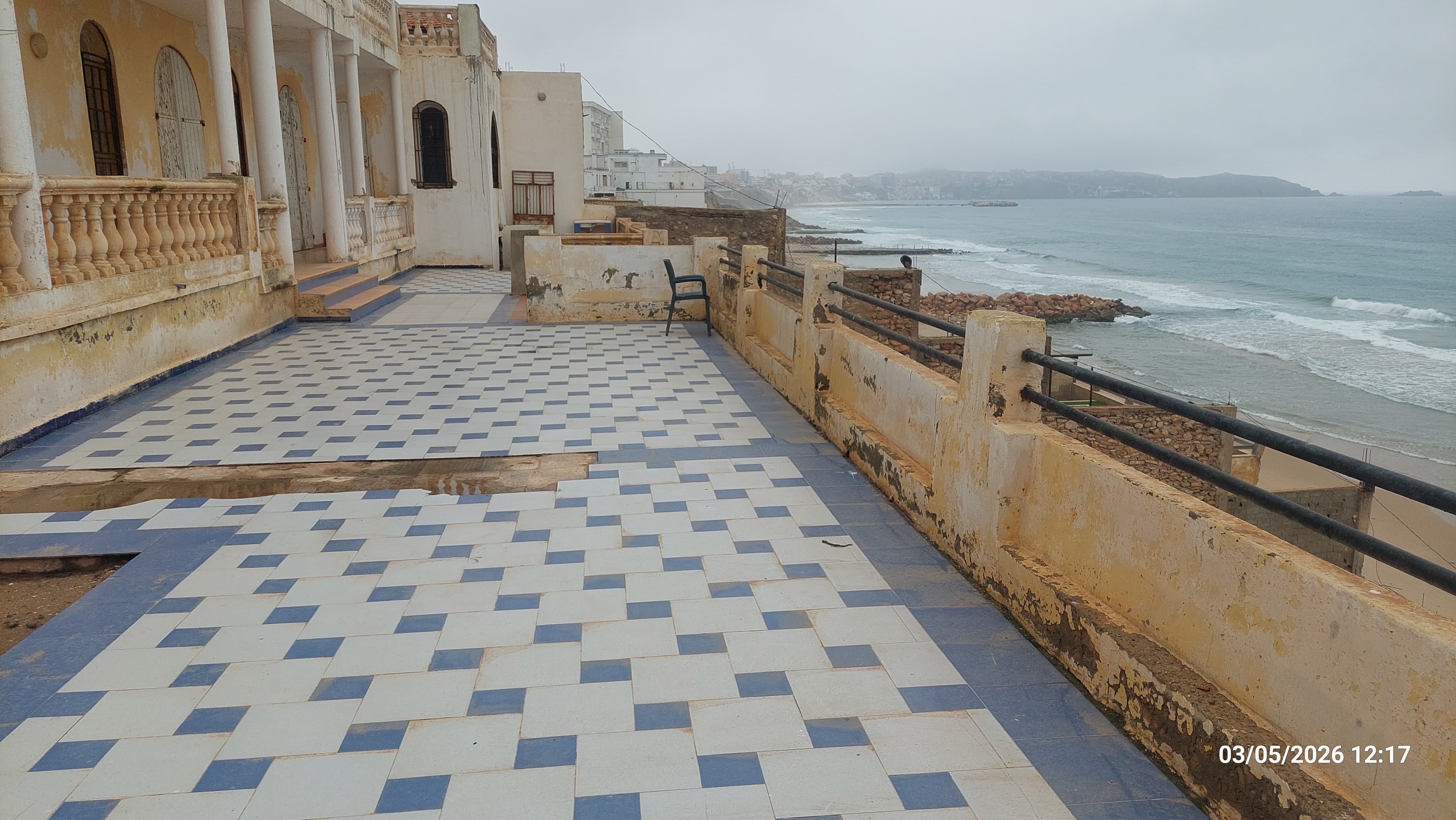 Appartement F3 pour 07 personnes au bord de mer