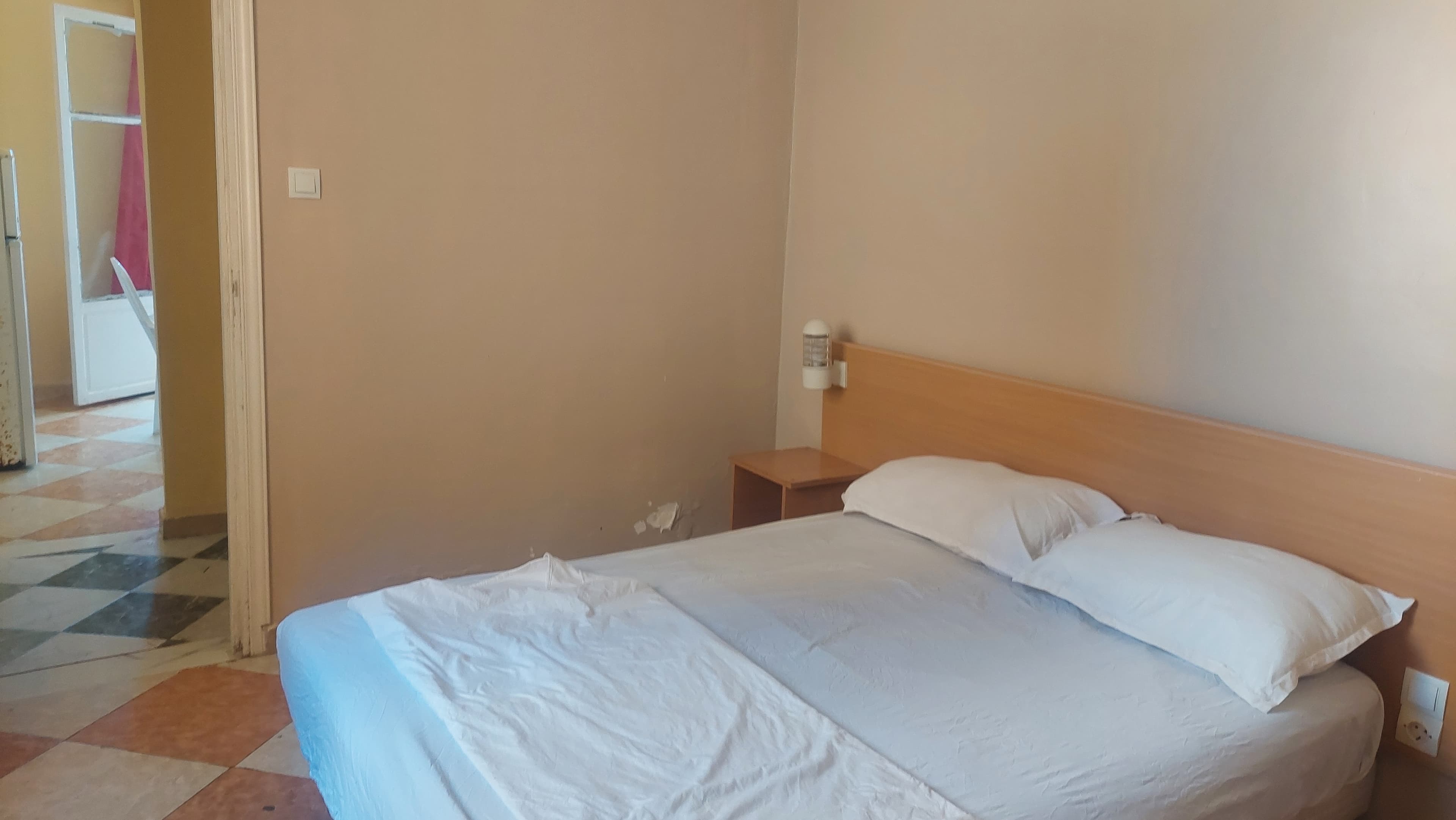 Appartement F3 pour 07 personnes au bord de mer 19