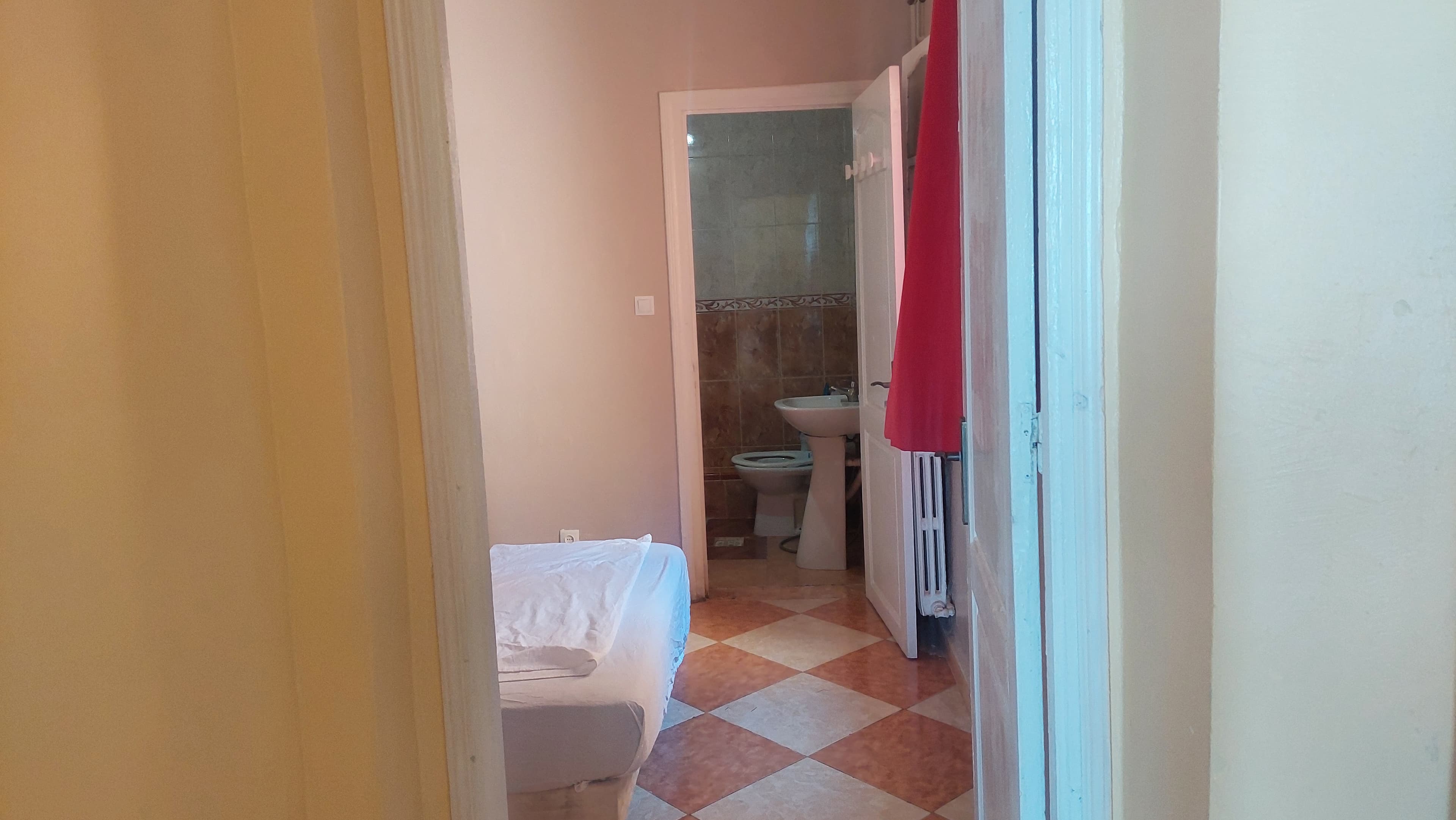 Appartement F3 pour 07 personnes au bord de mer 24