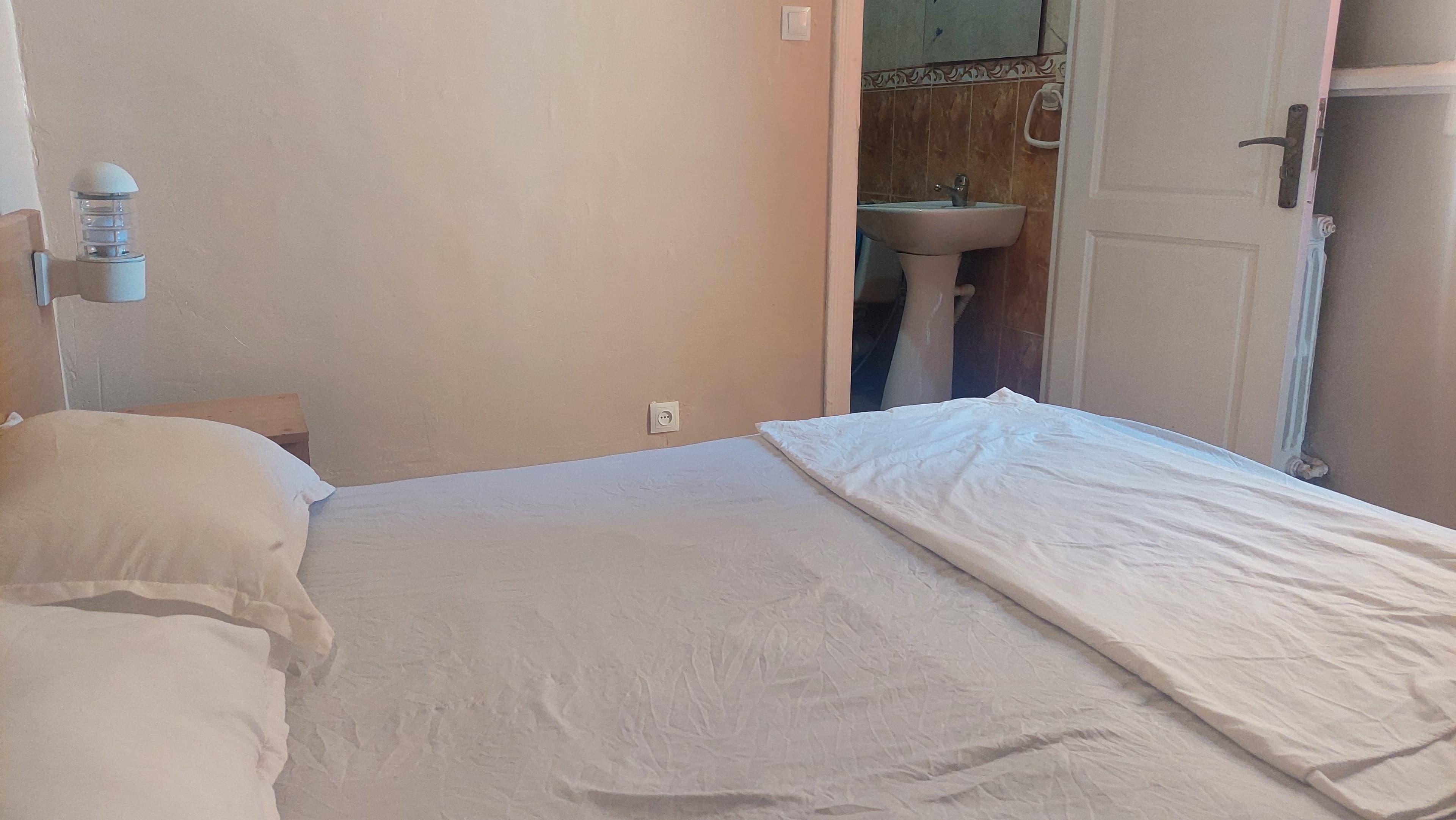 Appartement F3 pour 07 personnes au bord de mer 22