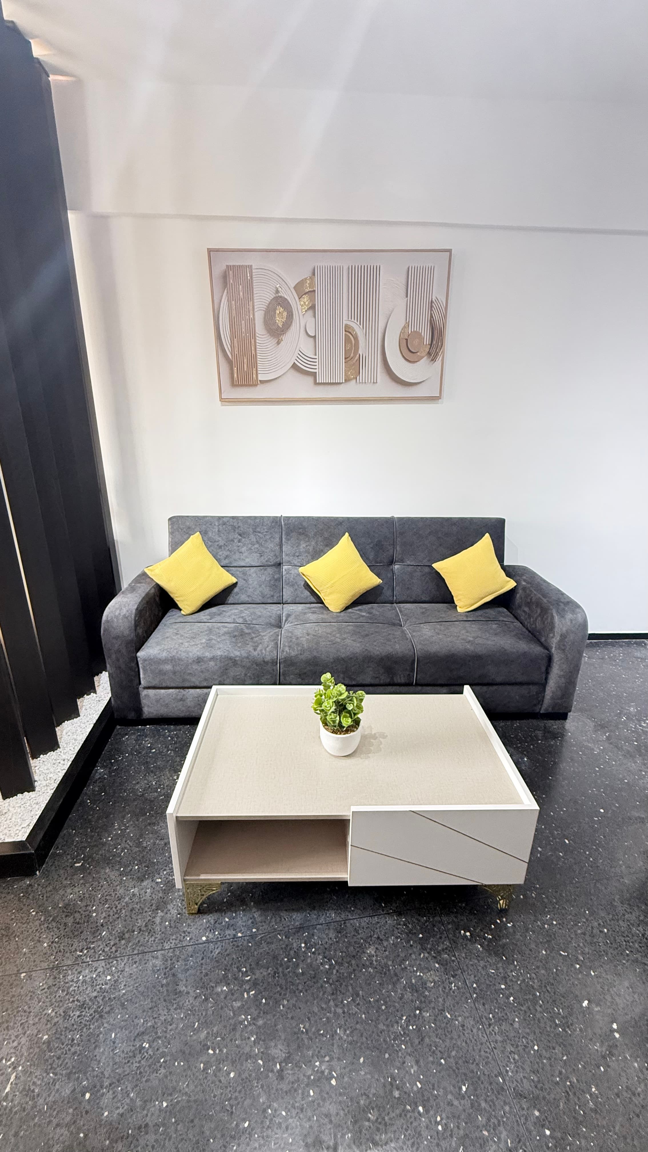 Sarah Loft 4